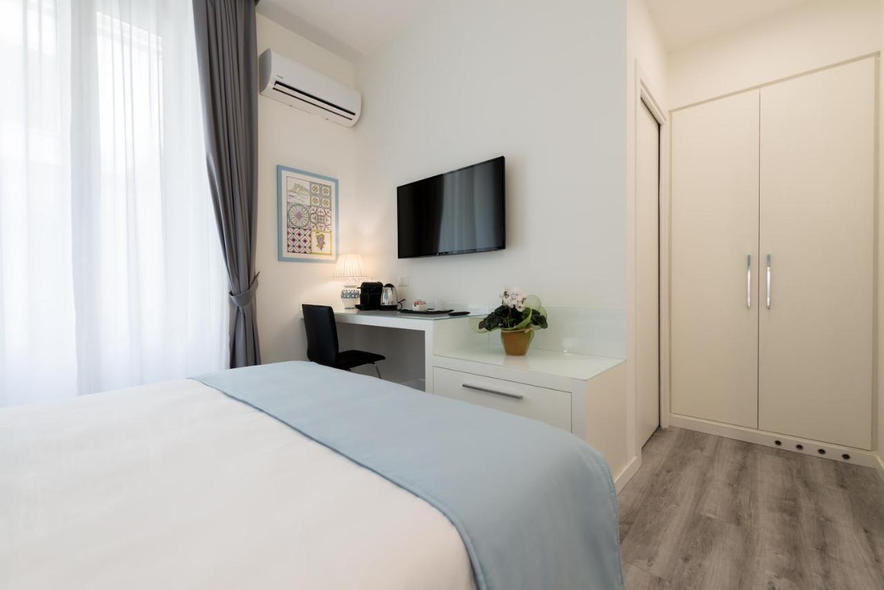 Napoliving Hotell Exteriör bild
