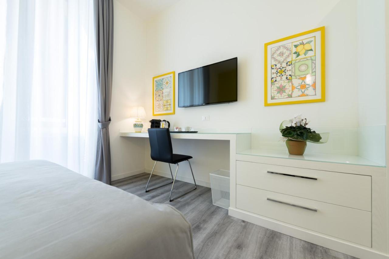 Napoliving Hotell Exteriör bild