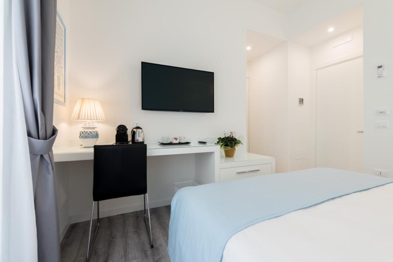 Napoliving Hotell Exteriör bild